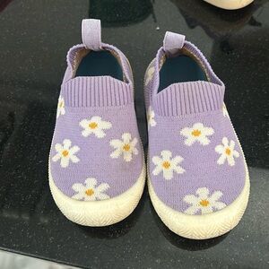 Jan & Jul Toddler Girl Slip On Shoe Size 7